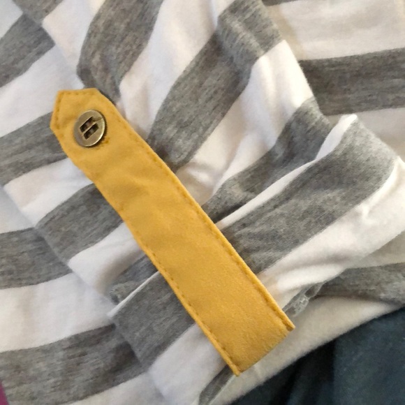 Fitted gray striped long sleeve shirt size S - Picture 8 of 8